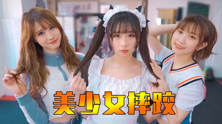 Cô gái xinh đẹp vật lộn khi bị bịt mắt!