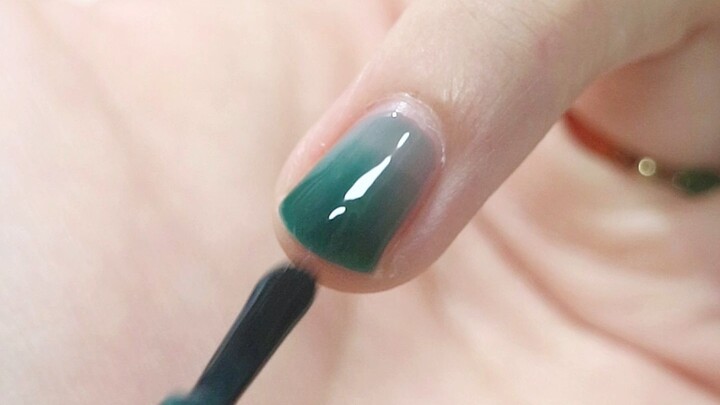 Gradient Nail Polish Tutorial | Tequila Mint Cocktail (VCND Nail Polish Swatch)