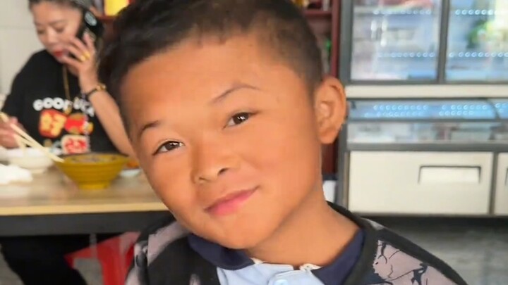 Senyum Fan Xiaoqin