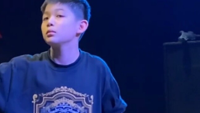 Saya yakin Anda belum pernah melihat robot menari seperti ini!