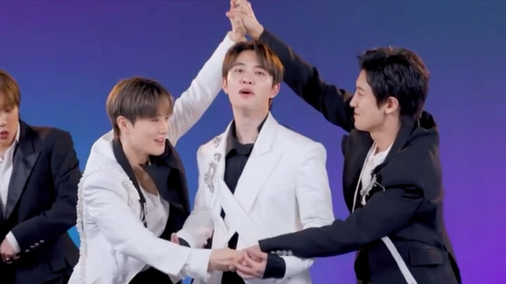 [Chandu] Dancing a relay dance feels like flirting