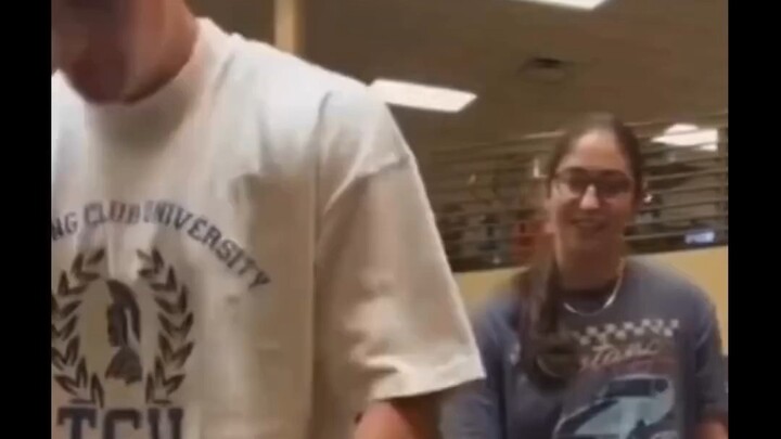 «boldceo» Eksklusivitas adalah pencuri kebahagiaan