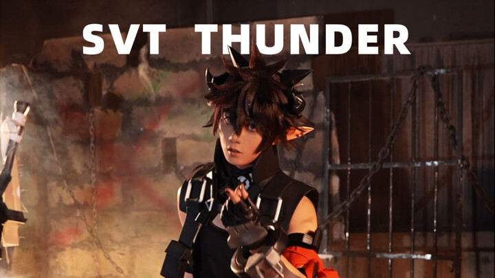 Thật sự rất khó để cosplay với áo giáp và nhảy Thunder