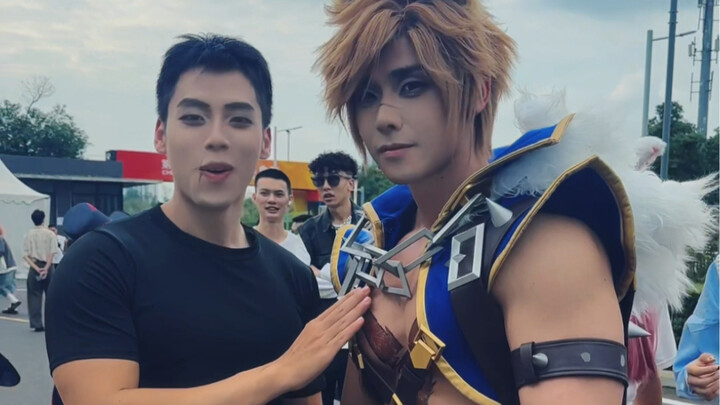 งาน Chengdu World Comic Con ยิ่งใหญ่มากไหมคะ? ก็ไม่ได้แย่ขนาดนั้น... เจอฉันวันนี้ไหมคะ?