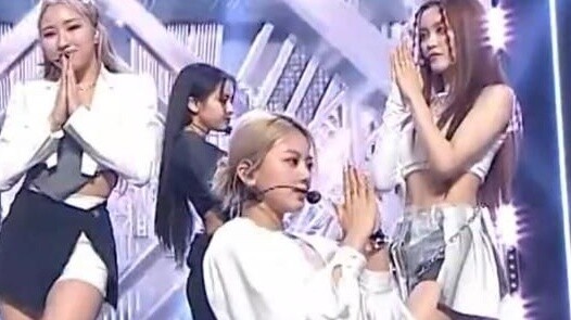 "Comeback Warm-up" MASCARA's Straight Shot of Whoever Watches the Song
