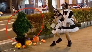 Halloween Prank Cosplayers' Great reactions. Bushman in Japan