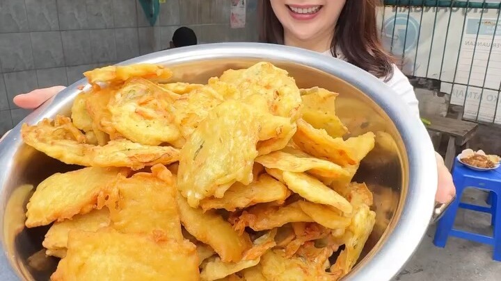 Sarapan khas jakarata nasi uduk subur dari tahun 80an..