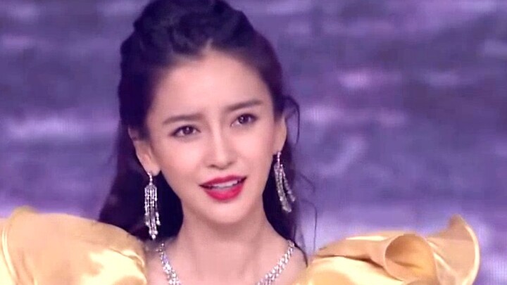 Para bintang wanita berkumpul, ramai banget nih!