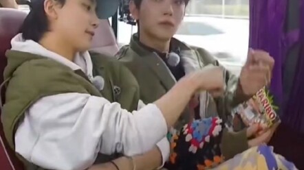 ดูสิ ความหึงหวงของอินจองฮันที่มีต่อฮงจีซู!