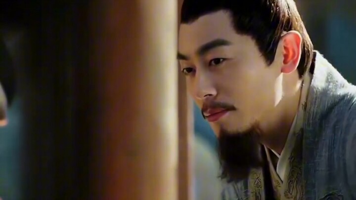 Chu Chiêm Cơ, ông nhìn nhầm rồi. Anh ta khí khái hơn con trai cả của ông nhiều lắm!