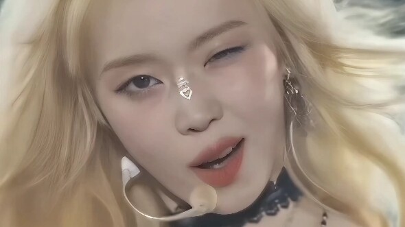 【aespa】How a Hottest Girl Group Masters the Art of Using a Blower