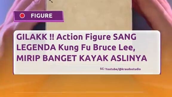 Dari ekspresi wajah sampai detail tubuh dan outfit, figure Bruce Lee satu ini dibuat realistis