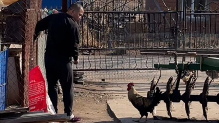 When My Dad Returned to the Village and Ran into the “Village Bully”