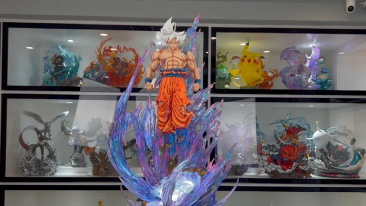 Dragon Ball Super Nearly 1 meter high Ziyiji Wukong, do you think it will explode? ?