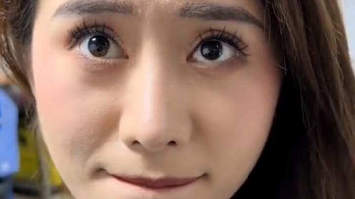 嫂子三十多还装小姑娘，表是谁买的，大哥麻了