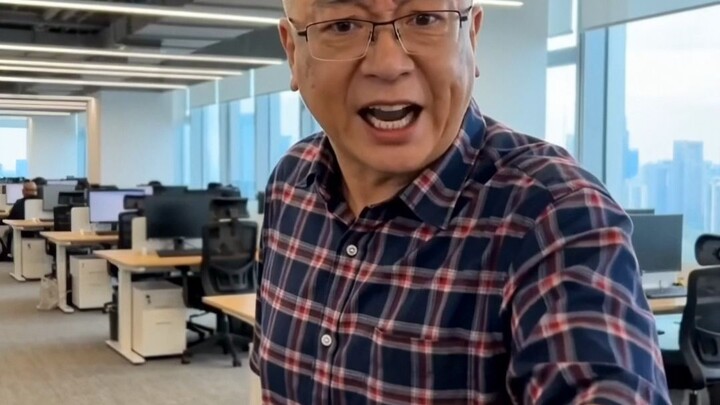 เสื้อเชิ้ตลายสก็อตของขงอี้จี่ — บริษัทไล่ออกเพราะฉันจบปริญญาตรี แต่กลับให้ฐานข้อมูลหลักรันอยู่บนคอมพ