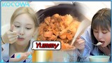 [Mukbang] "The Manager" Nayeon & Momo's Eating Show [ENG SUB]