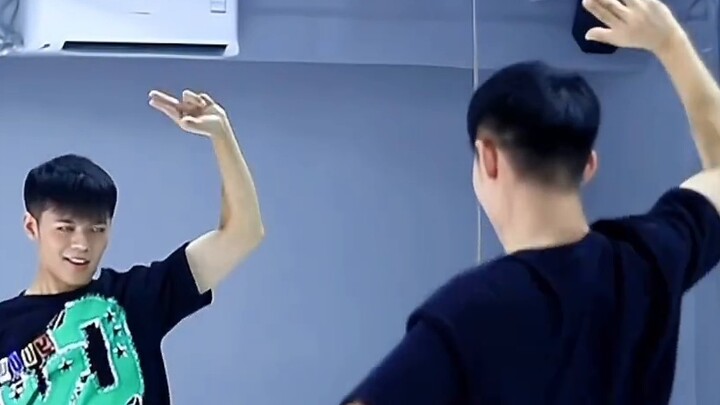 [Pengajaran dekomposisi tari] Pengajaran dekomposisi bagian paduan suara aespa "Girls" dengan kecepa