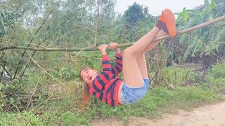 หนุ่มหล่อคนไหนยินดีช่วย