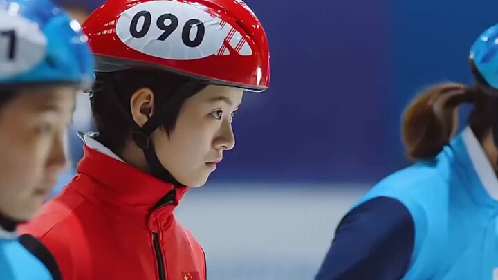 Saat latihan, gadis ini dapat petunjuk dari ahli tingkat tinggi, lalu membuat semua orang tercengang