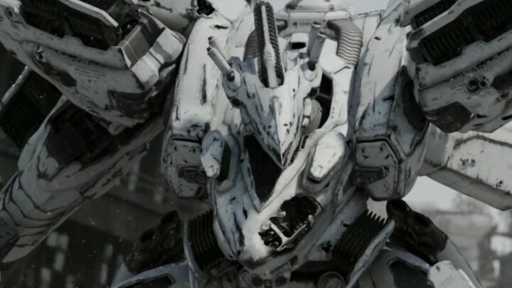 Compared with the rangers in Pacific Rim, this mecha seems to be cooler.