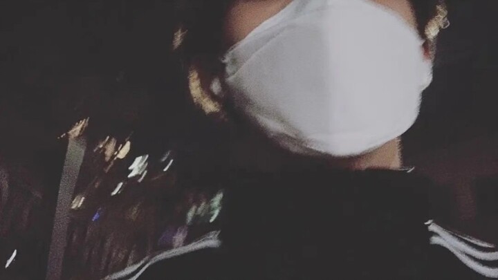 “Chưa bao giờ nghĩ có người lại dùng từ ‘cấu hình thấp’ để miêu tả anh ấy.”