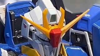 [25 ฤดูใบไม้ผลิ] Bandai Metal Build Z Gundam Display