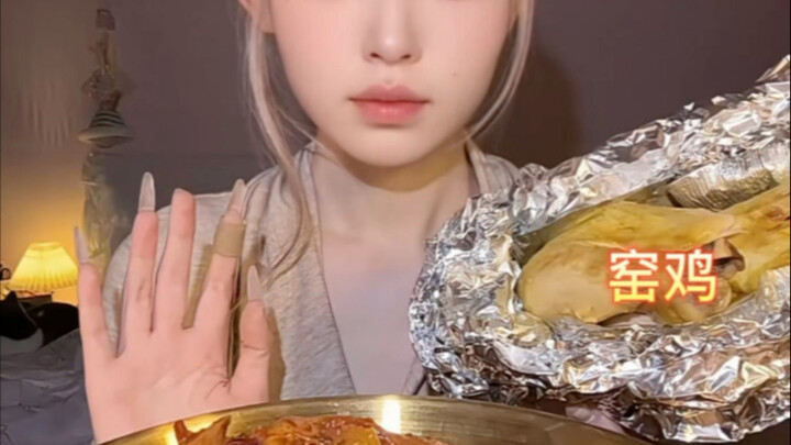 Mì gạo xào Tân Cương siêu ngon cay nồng và gà nướng lò cực đã!