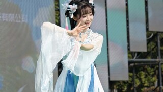 终于看到紫颜老师的现场舞蹈啦，还是我喜欢的《落花情》
