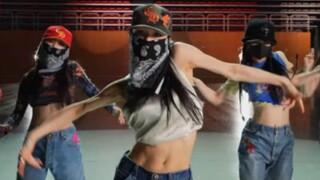 新女团BADVILLAIN出道预告公开！
