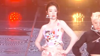 叶舒华：“这鞋子简直就是在溜冰一直滑！”