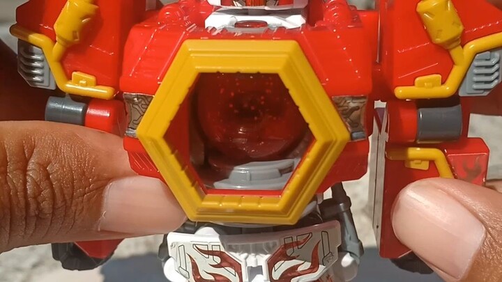 #ミニプラ ギガントホウオウ宇宙戦隊キュウレンジャー