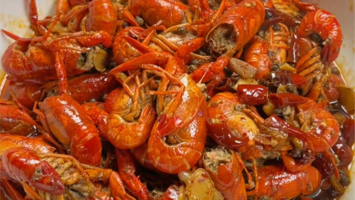 กุ้งเครย์ฟิชเผ็ด