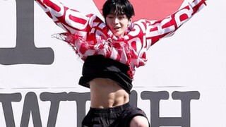 腹肌杀疯了！Yushi 240928线下见面会舞台直拍！