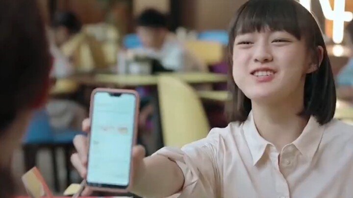 Cô gái chi hơn hai trăm tệ mời sếp ăn cơm, chẳng ngờ lại nhận được sự công nhận từ sếp
