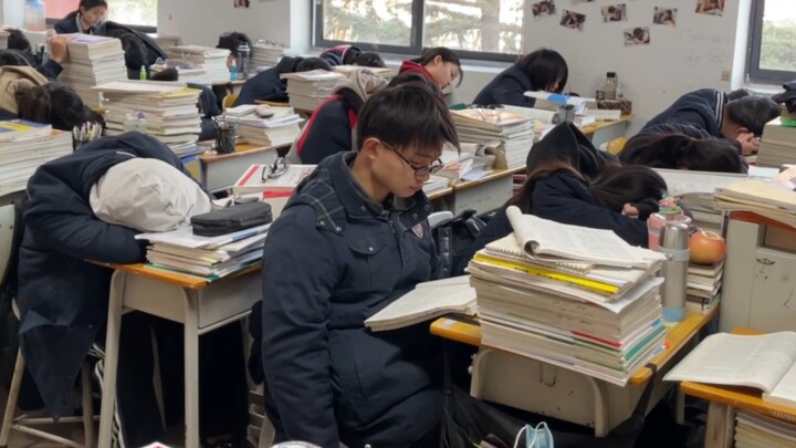 ช่วงพักหลังเปิดเทอม…