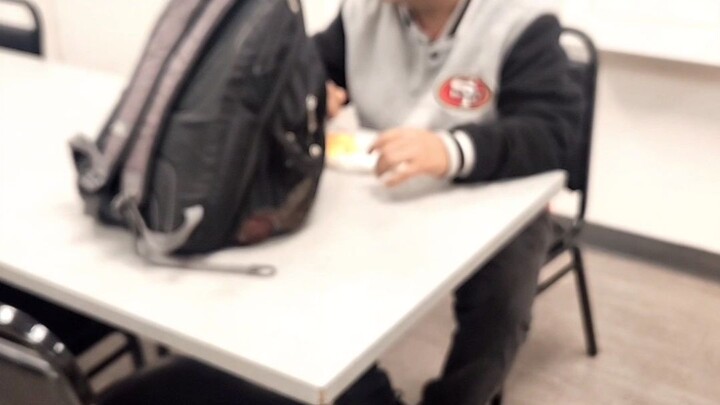 Rj is eating sandwiches 🥪 😋