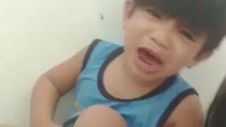 nanghingi na baby ko ng gatas😁