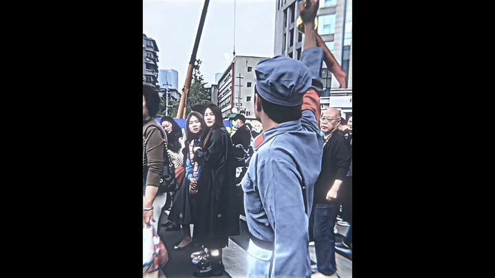 “ประวัติศาสตร์กลายเป็นรูปธรรม ณ วินาทีนี้”