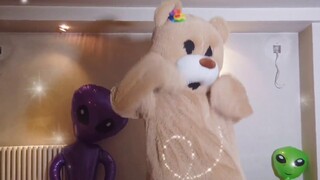 IU will also laugh when she sees the Bear Dance Palette