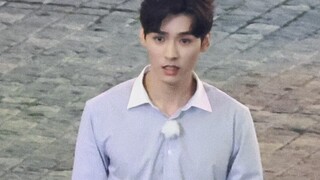 هaha، الرجل الذي يشبه الريح من برنامج التحدي القصوى، قونغ جون، وصل بالفعل! سرعته مذهلة لدرجة أن المص