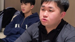 Kenapa anak ini tiba-tiba sudah besar begitu?