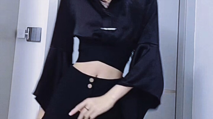 Handing in homework (precious footage of early human domestication of quadrupeds)