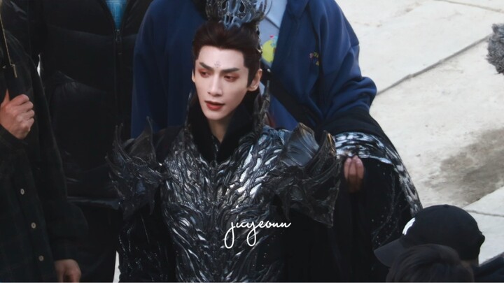 "Kemunculannya ditakdirkan untuk membawa pertumpahan darah"