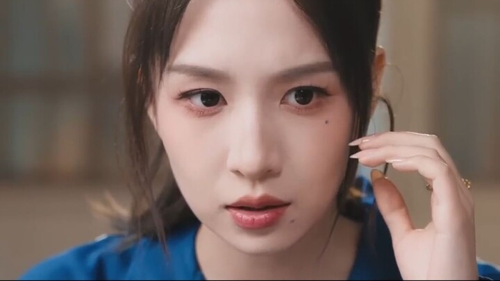 จักรพรรดินีเกิดใหม่กลายเป็นเป็นนักโทษคุกโหด! ใช้พลังเซียนตบผัวทรยศไม่ยั้ง