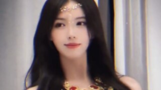 [Adat Barat] Wanita bisa dikenali dari aromanya. Konon, semua wanita cantik punya aroma yang harum?