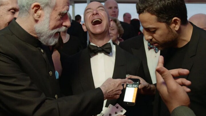 David Blaine’s Up-Close Card Magic Leaves Amazon CEO Jeff Bezos Speechless!