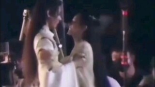 เหรินอันเล่อ คุณกำลังทำอะไรอยู่! สมกับเป็นหัวหน้าโจรสาว เธอเจ้าชู้เก่ง!