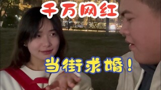 Nếu bạn gặp cô ấy, bạn có mua bút của cô ấy không?