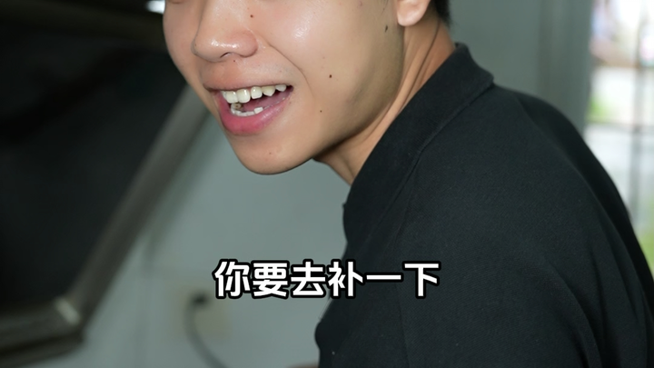 Grandpa and Grandma always hate to spend money on nice food—so today I treated them to a hearty, fan